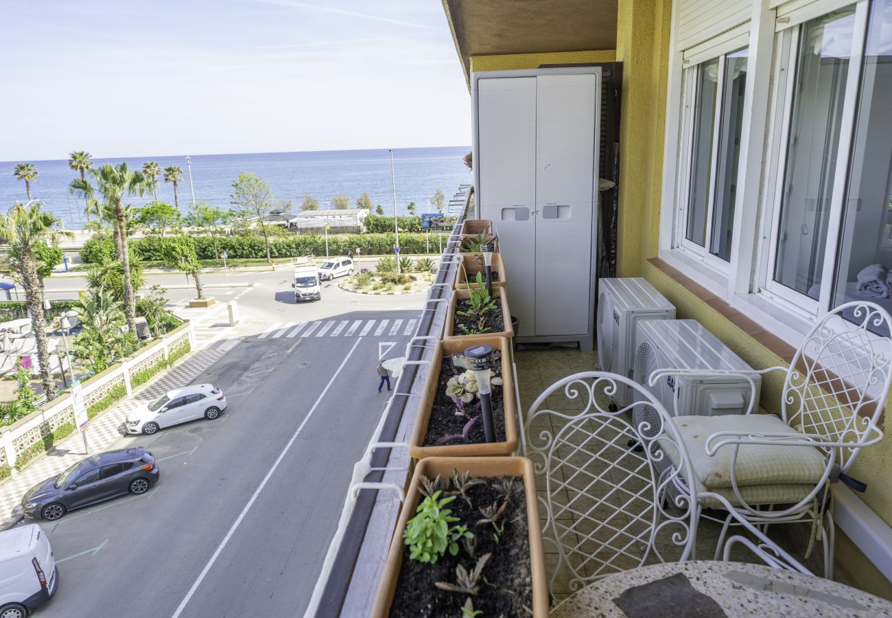 Apartamento en Pineda de Mar - HomeHolidaysRentals Singular  - Costa Barcelona