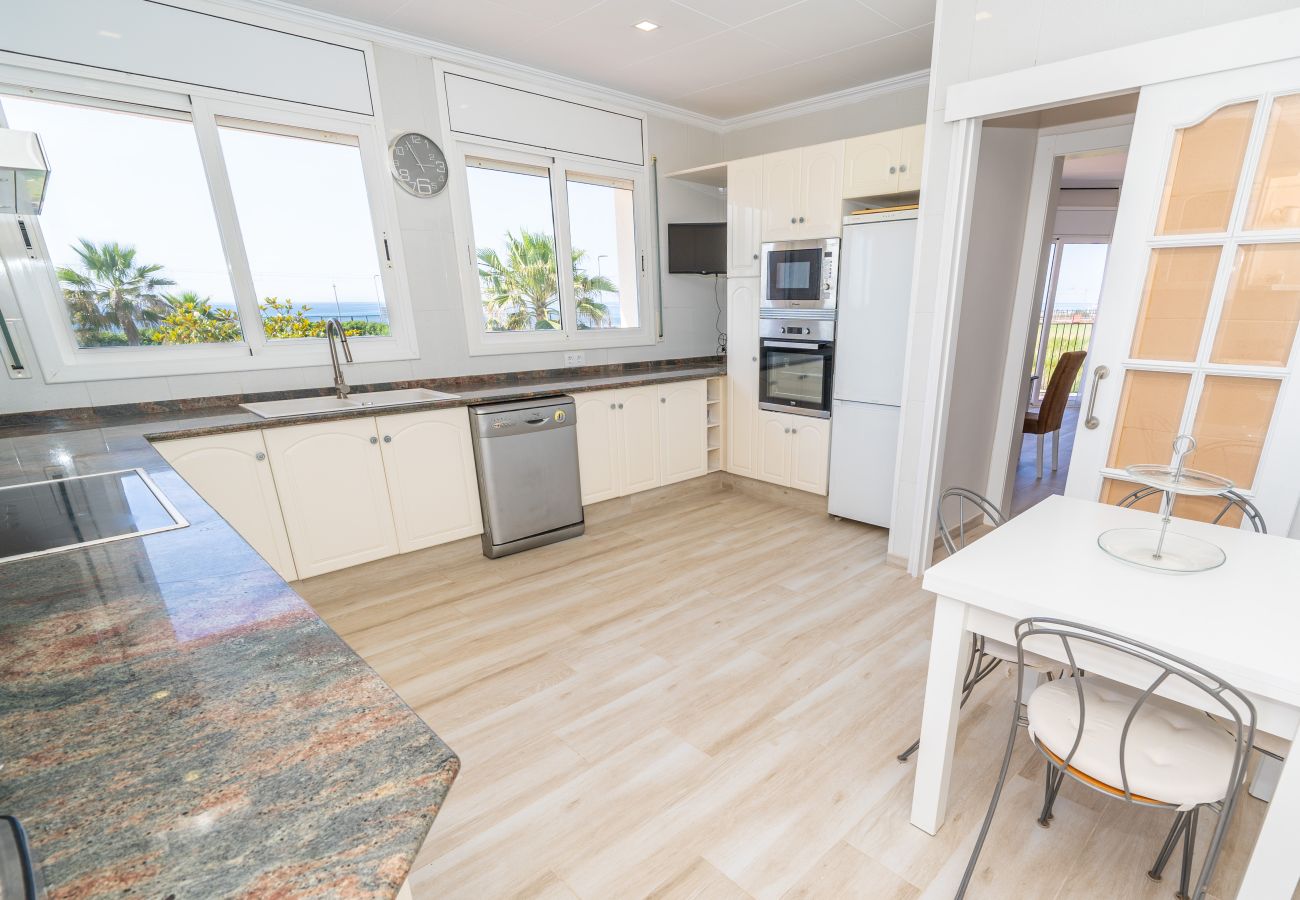Apartamento en Santa Susana - HomeHolidaysRentals Openmar - Costa Barcelona
