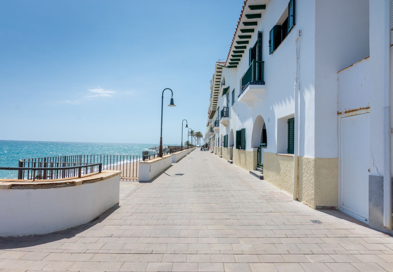Casa adosada en Sant Pol de Mar - HomeHolidaysRentals Suria - Costa Barcelona