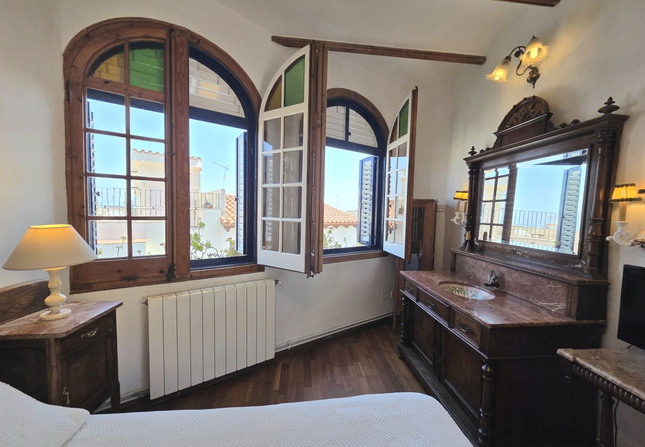 Casa adosada en Sant Pol de Mar - HomeHolidaysRentals  Villa Mediterranea- Costa Bar