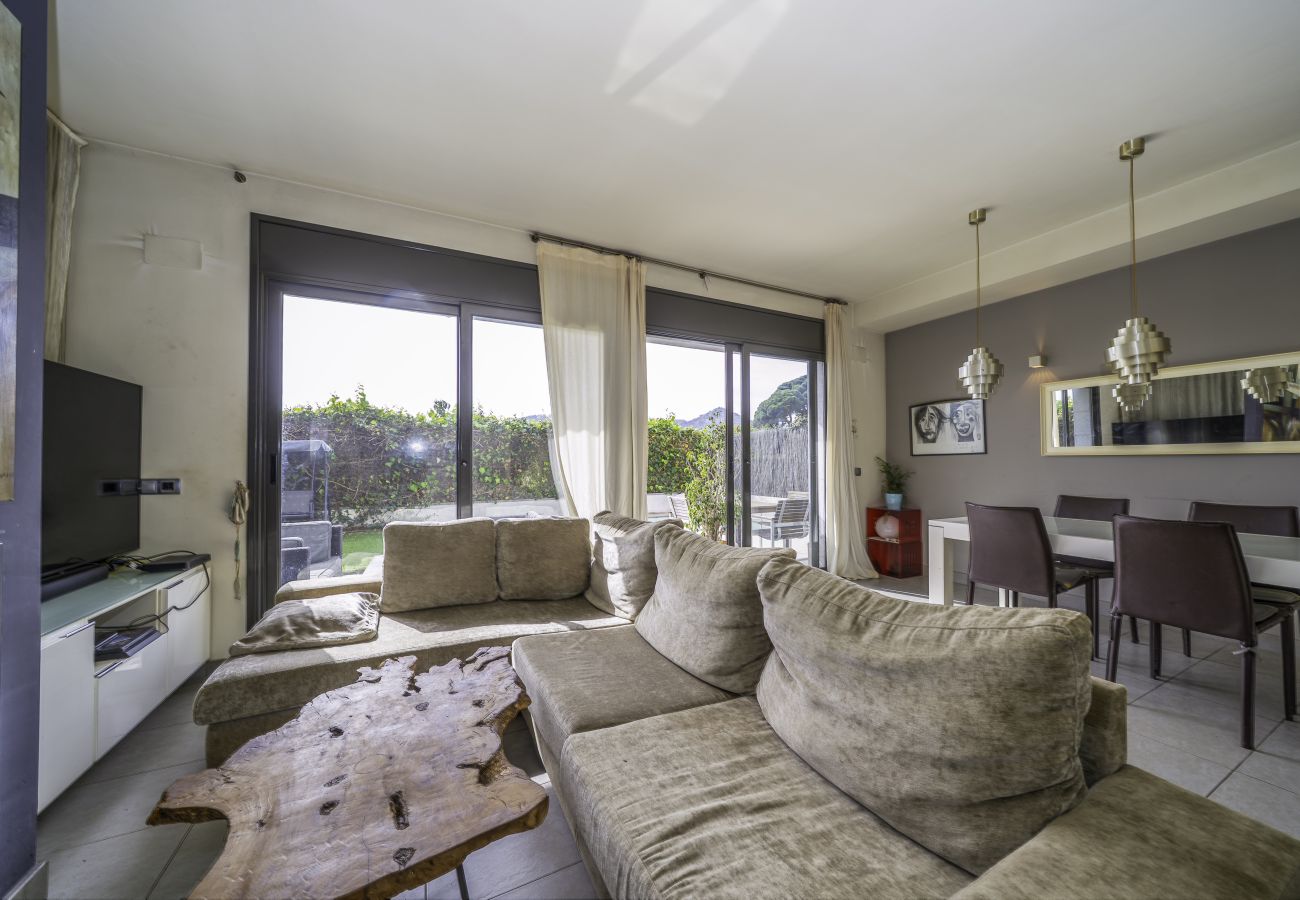 Villa en Pineda de Mar - HomeHolidaysRentals Colors - Costa Barcelona