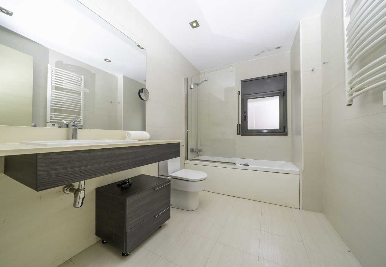 Villa en Pineda de Mar - HomeHolidaysRentals Colors - Costa Barcelona