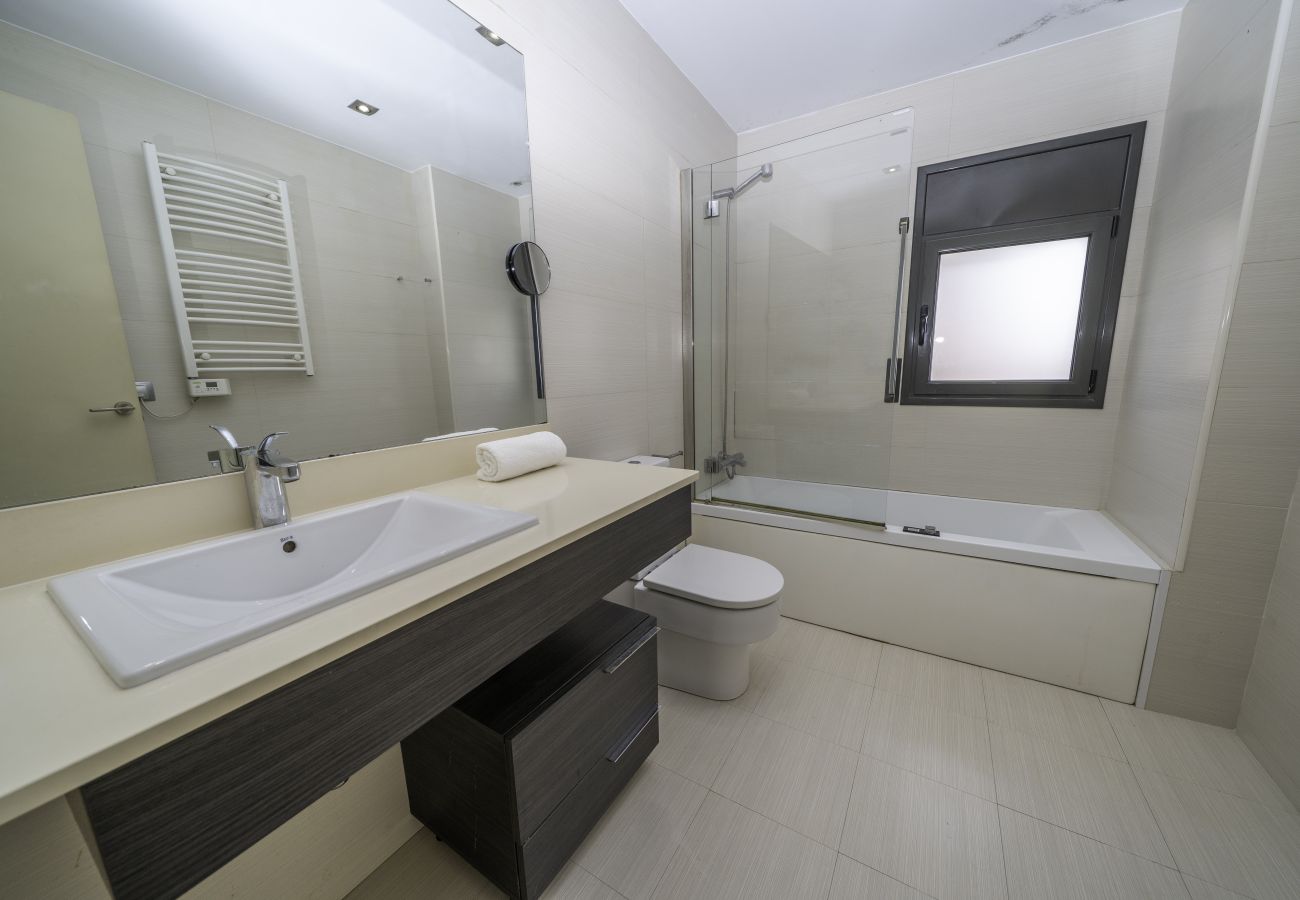Villa en Pineda de Mar - HomeHolidaysRentals Colors - Costa Barcelona
