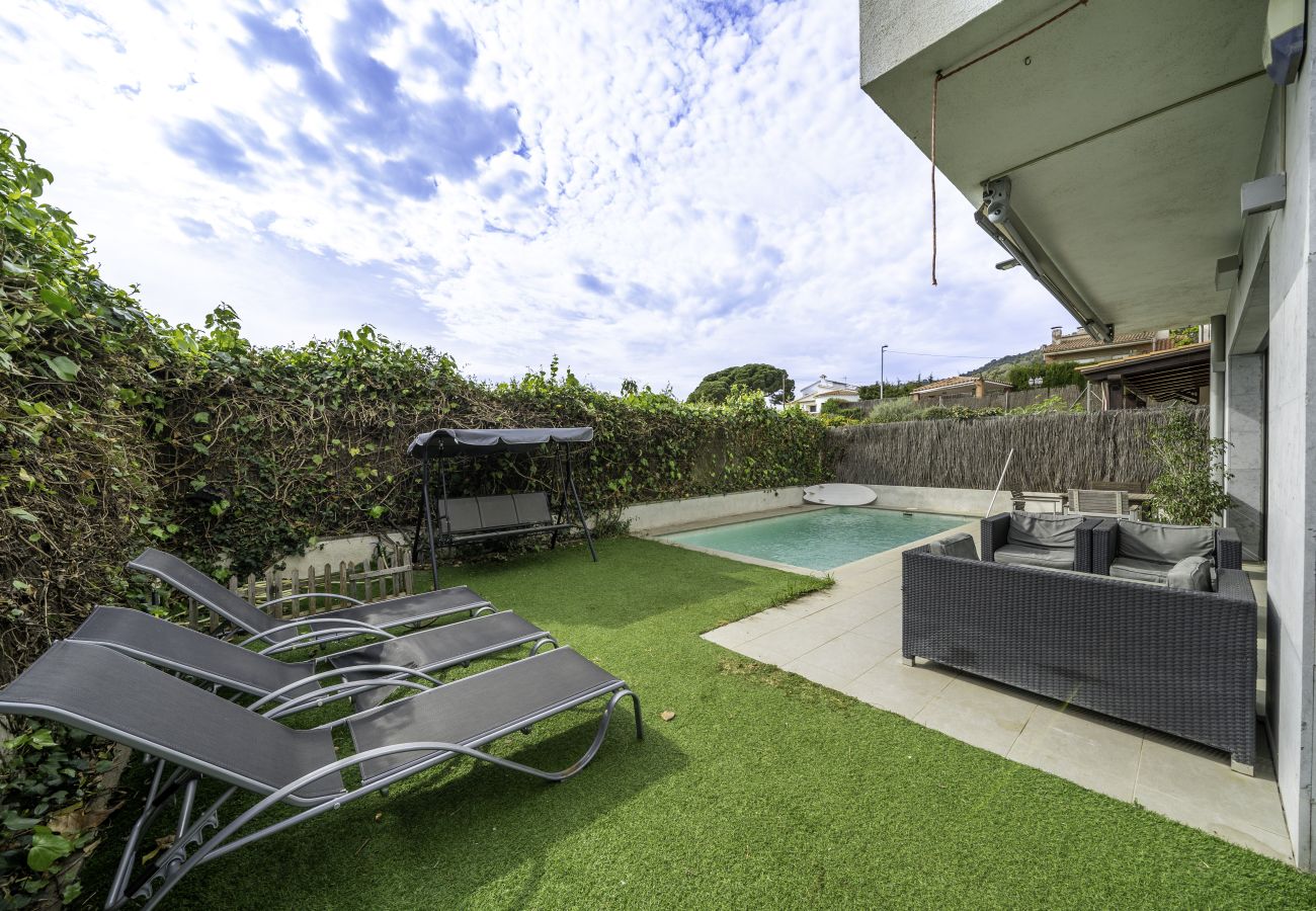 Villa en Pineda de Mar - HomeHolidaysRentals Colors - Costa Barcelona