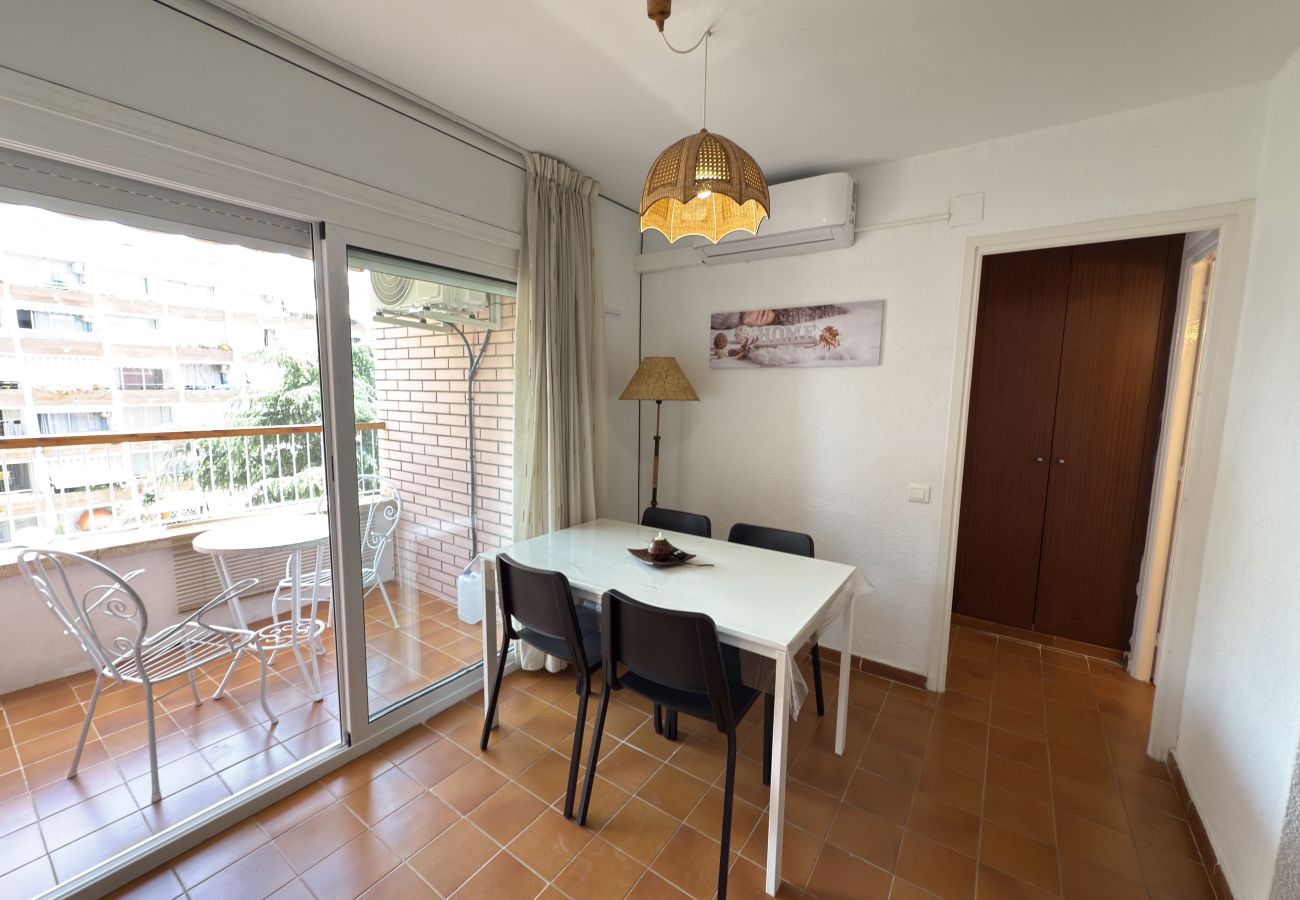 Apartamento en Calella - HomeHolidaysRentals Roure - Costa Barcelona