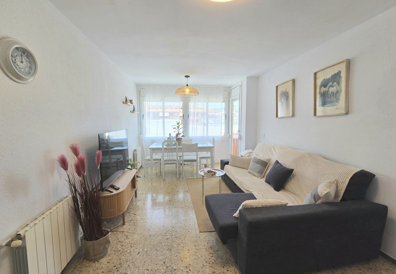 Apartamento en Pineda de Mar - HomeHolidaysRentals Magic - Costa Barcelona