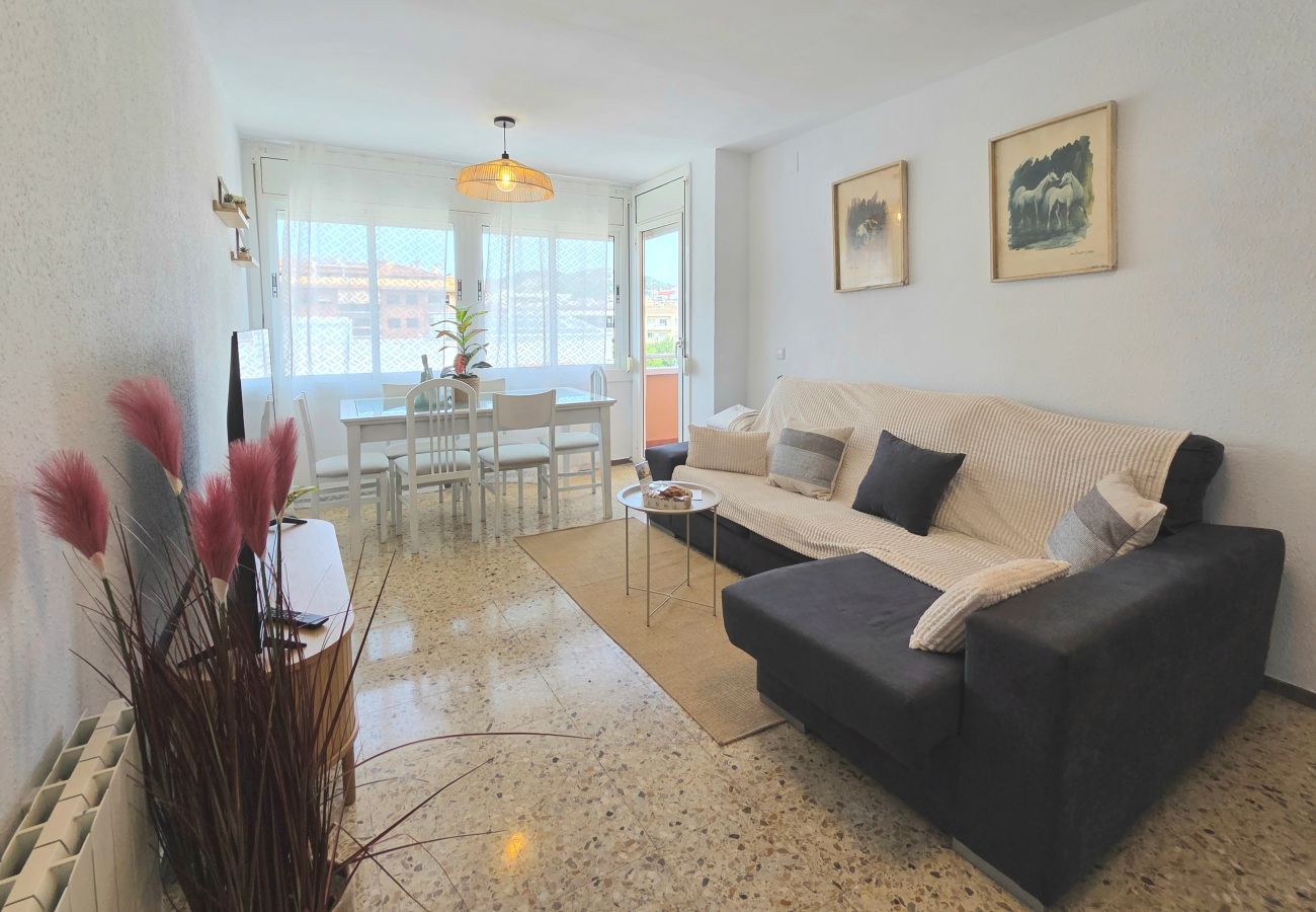 Apartamento en Pineda de Mar - HomeHolidaysRentals Magic - Costa Barcelona