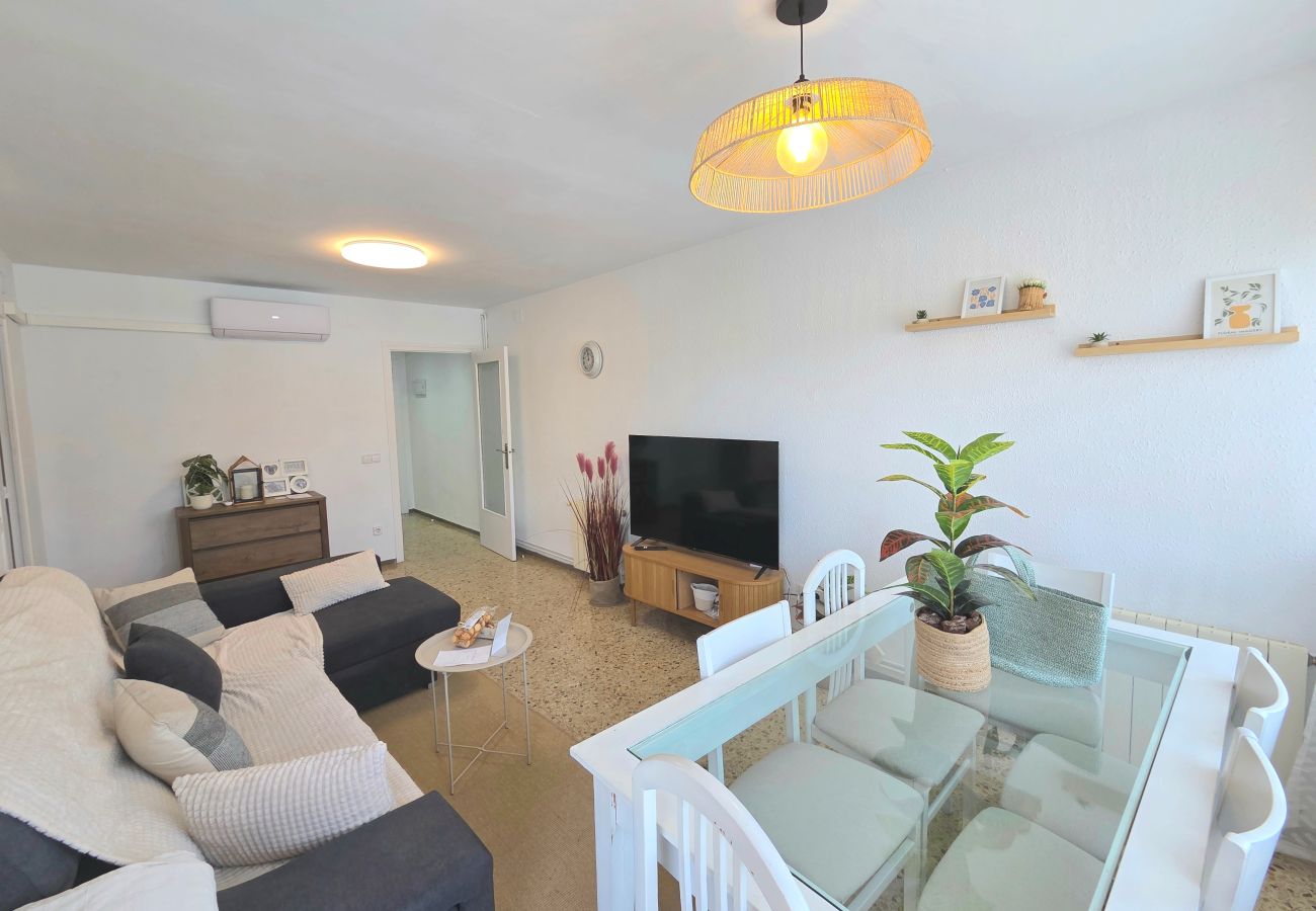 Apartamento en Pineda de Mar - HomeHolidaysRentals Magic - Costa Barcelona