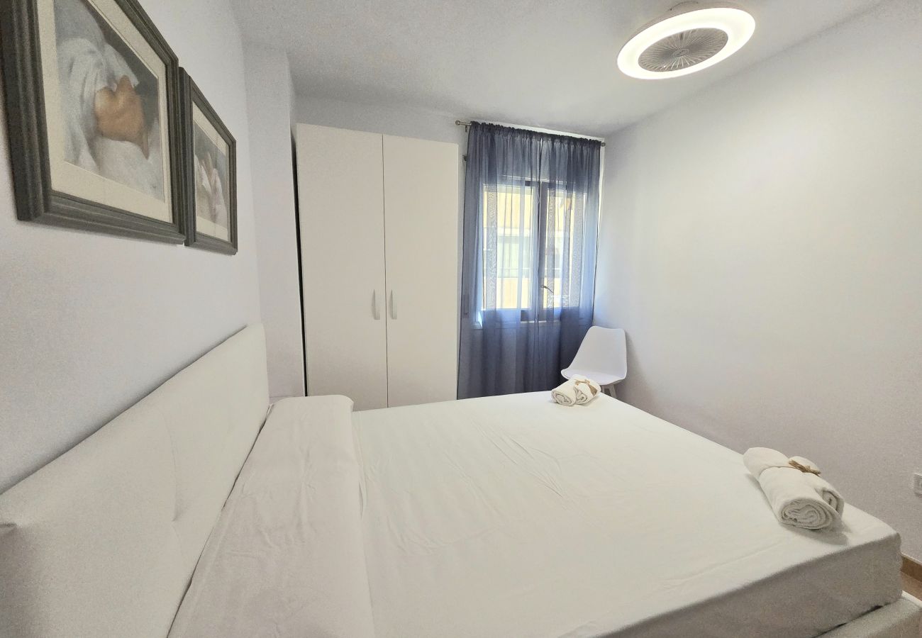 Apartamento en Pineda de Mar - HomeHolidaysRentals Luka - Costa Barcelona