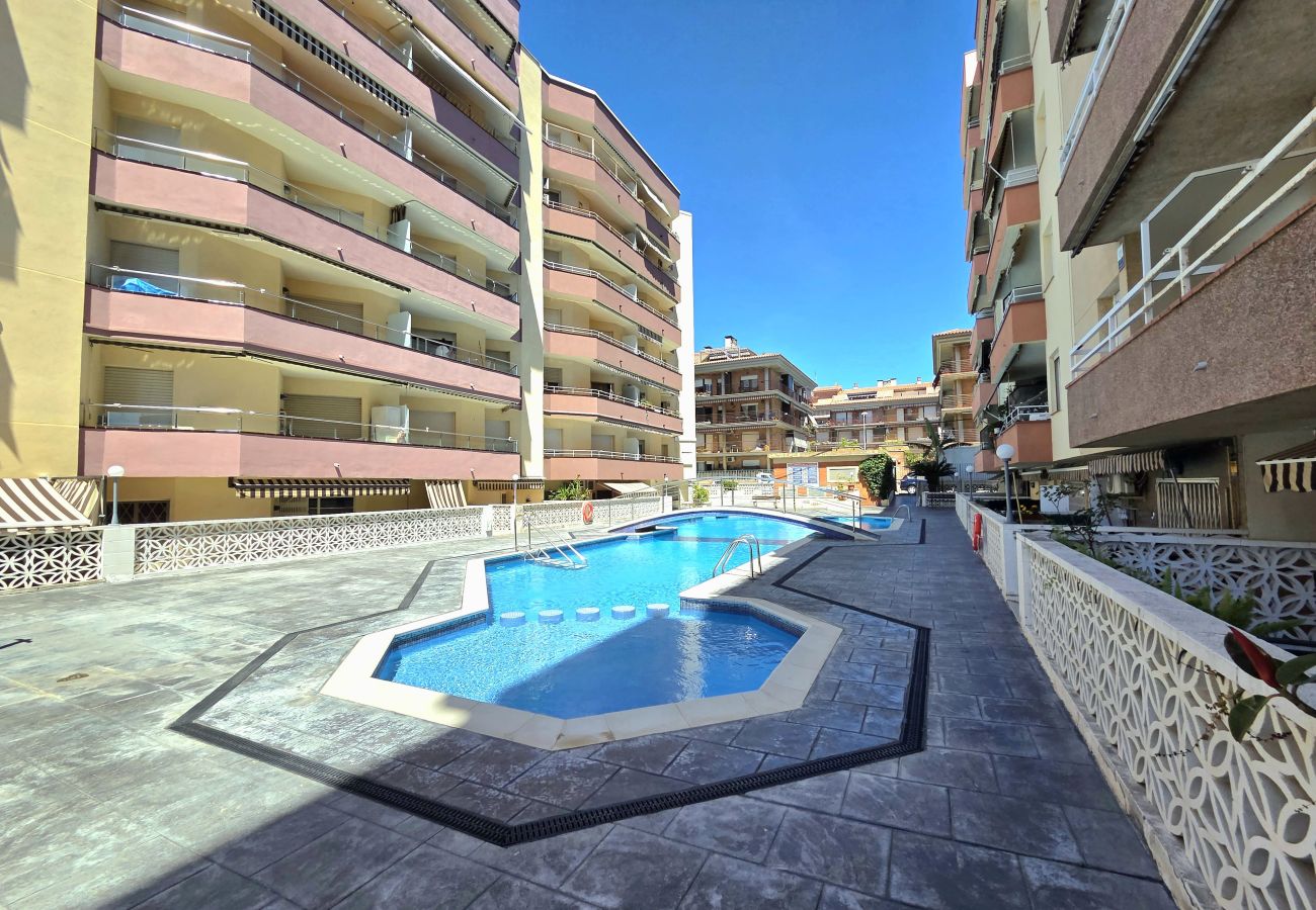 Apartamento en Pineda de Mar - HomeHolidaysRentals Luka - Costa Barcelona