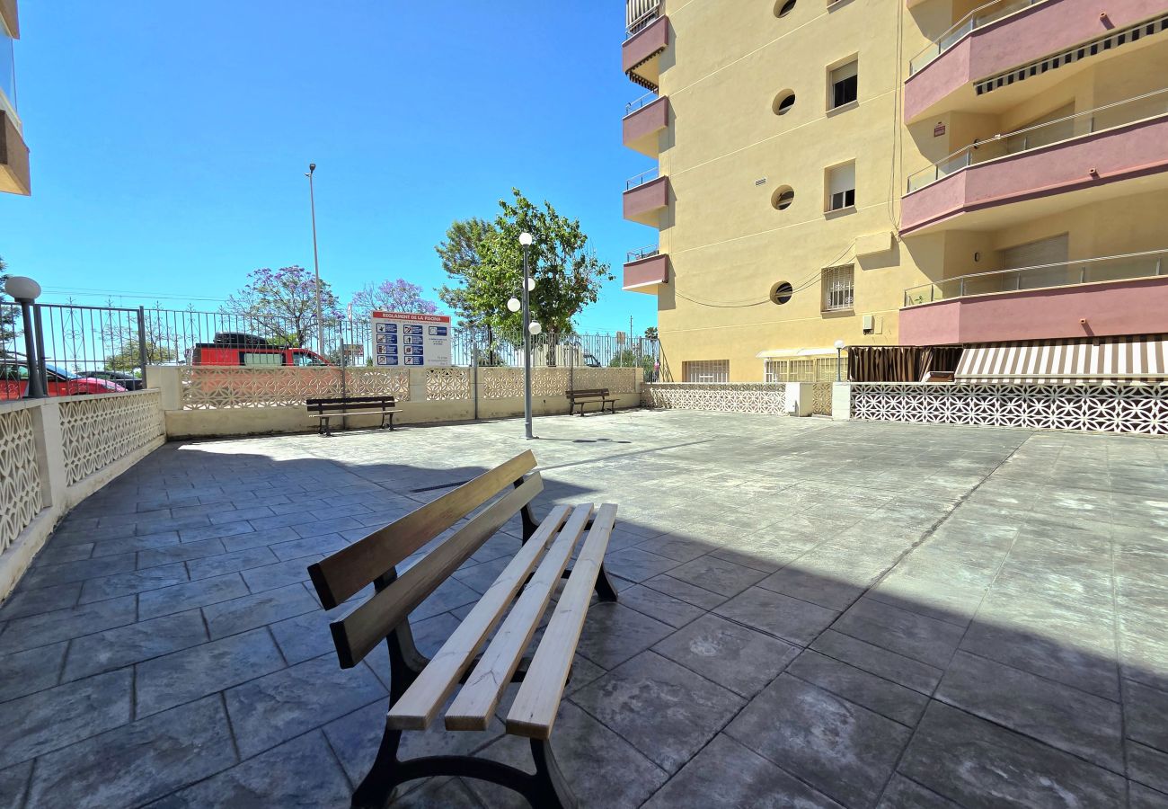 Apartamento en Pineda de Mar - HomeHolidaysRentals Luka - Costa Barcelona
