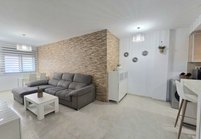 Apartamento en Pineda de Mar - HomeHolidaysRentals Brisol - Costa Barcelona