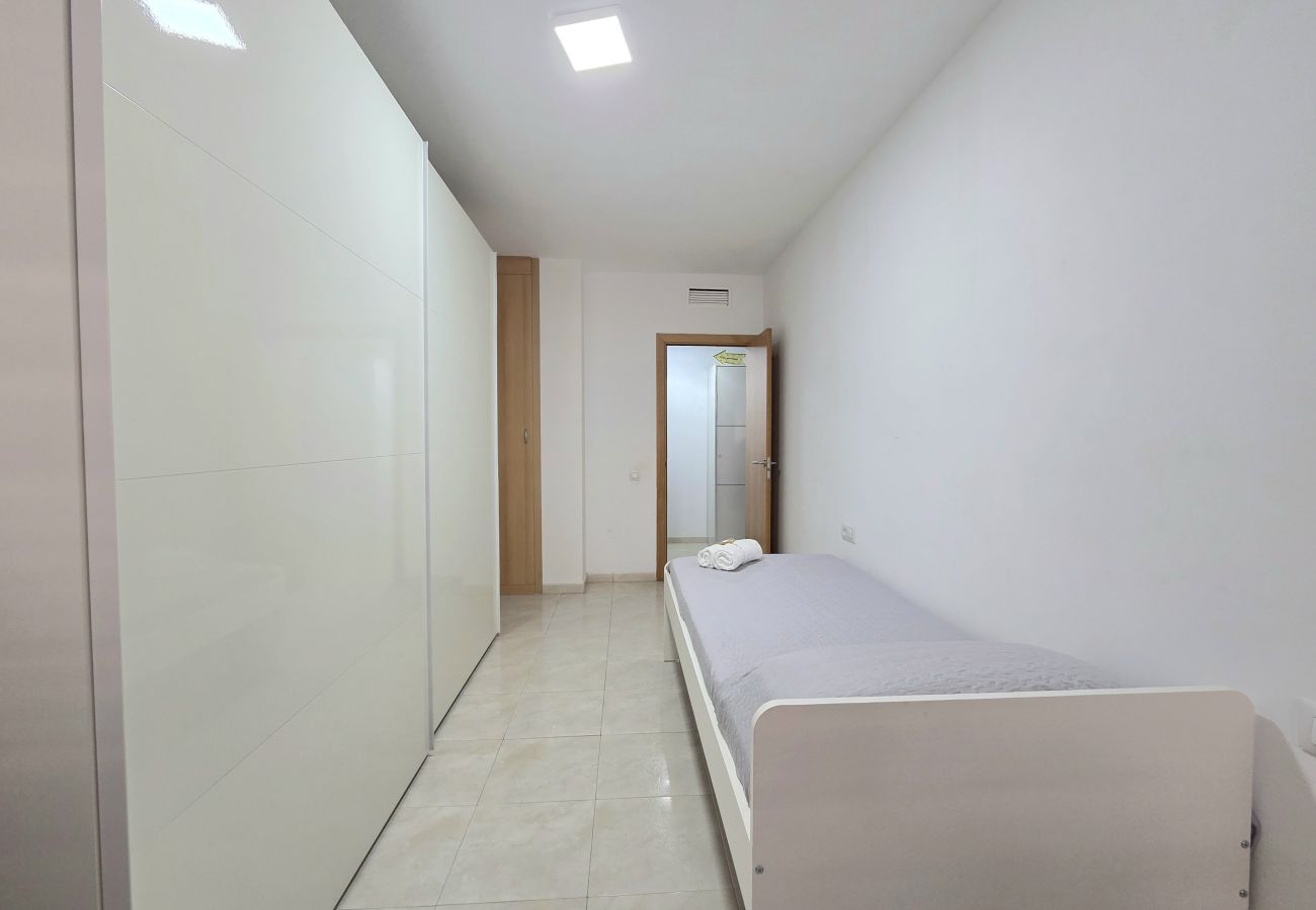Apartamento en Pineda de Mar - HomeHolidaysRentals Brisol - Costa Barcelona