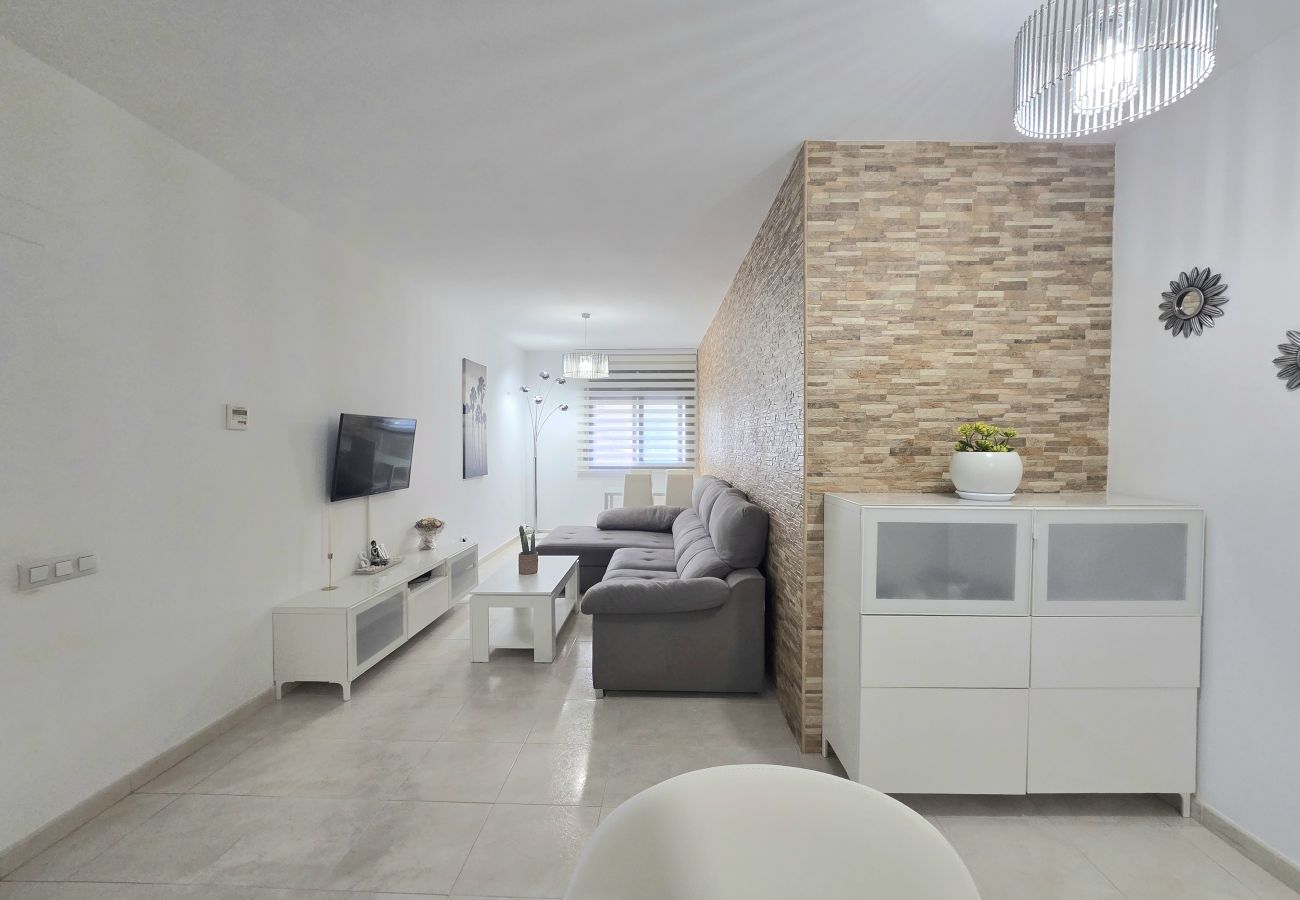 Apartamento en Pineda de Mar - HomeHolidaysRentals Brisol - Costa Barcelona