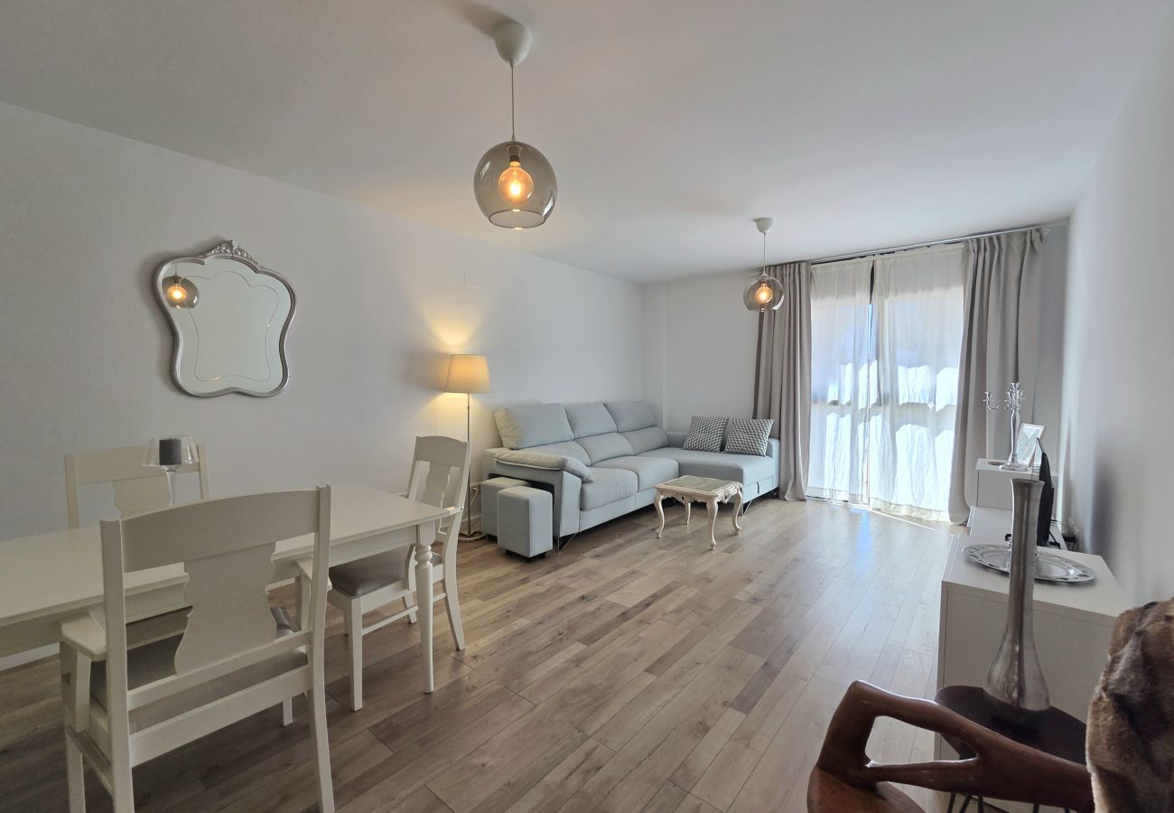 Apartamento en Pineda de Mar - HomeHolidaysRentals Eloise Costa Barcelona.