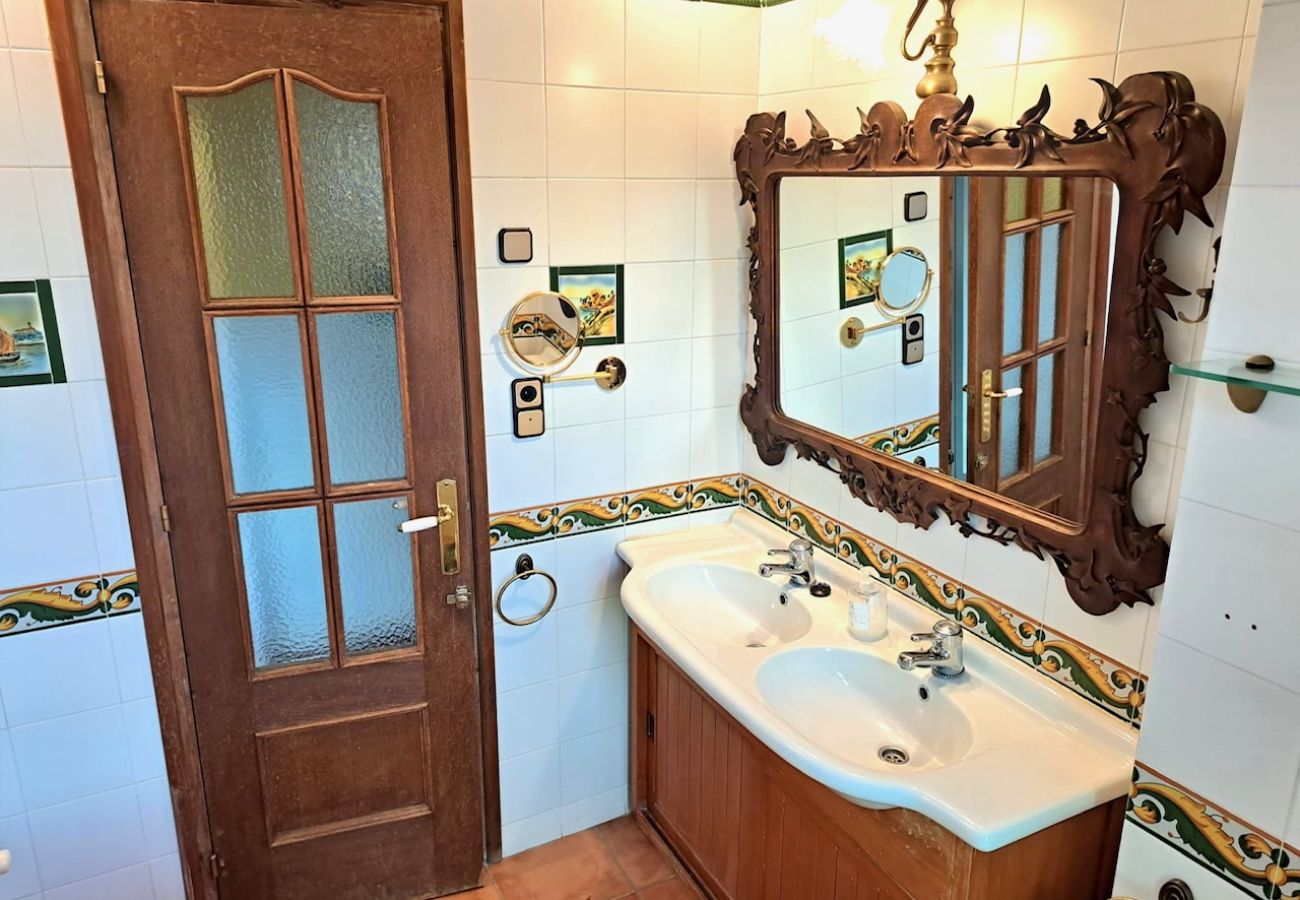 Casa adossada en Sant Pol de Mar - HHRentals Villa Mediterranea