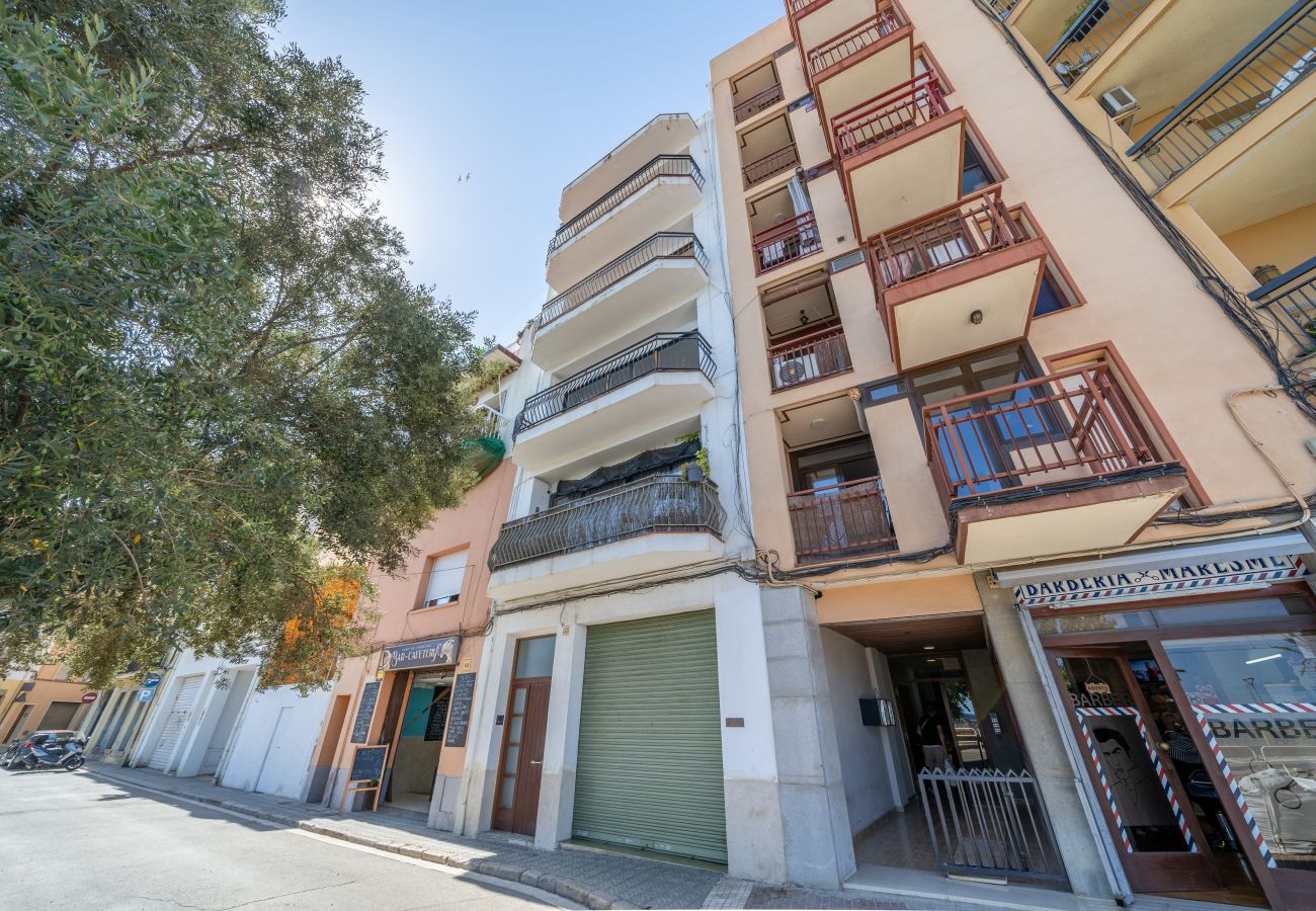 Apartament en Canet de Mar - HomeHolidaysRentals Palm Beach - Costa Barcelon