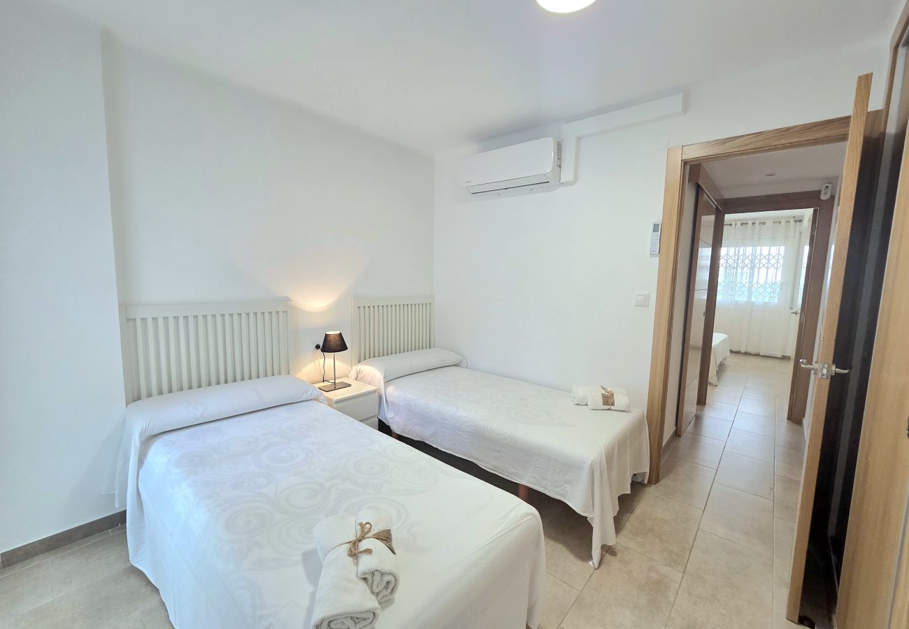 Apartament en Malgrat de Mar - HomeHolidaysRentals Lorraine- Costa Barcelona