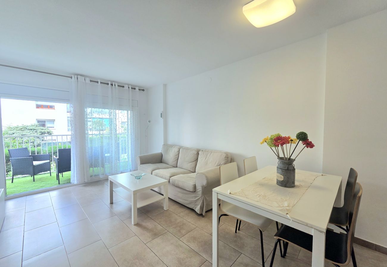 Apartament en Malgrat de Mar - HomeHolidaysRentals Lorraine- Costa Barcelona