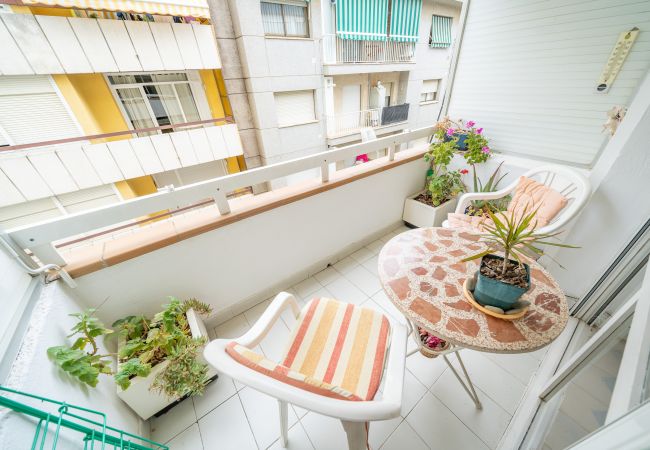 Apartament en Pineda de Mar - HomeHolidaysRentals Tarongers - Costa Barcelona