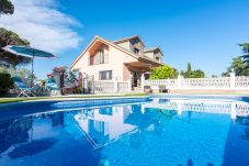 Vil.la en Tordera - HomeHolidaysRentals Corts - Costa...