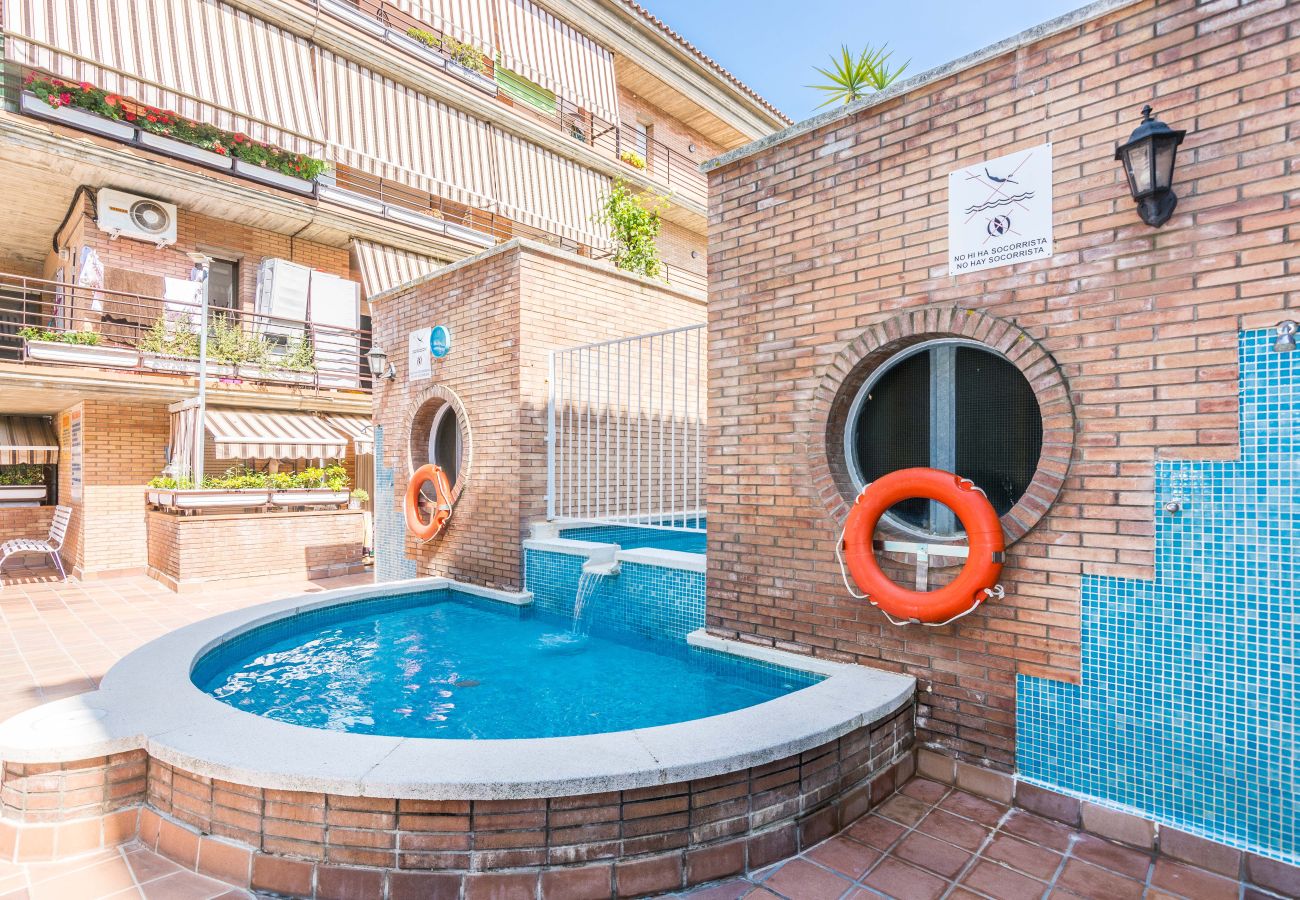Apartament en Pineda de Mar - HomeHolidaysRentals Frida - Costa Barcelona