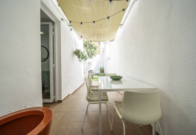 Casa adossada en Calella - HomeHolidaysRentals Arlene - Costa Barcelona