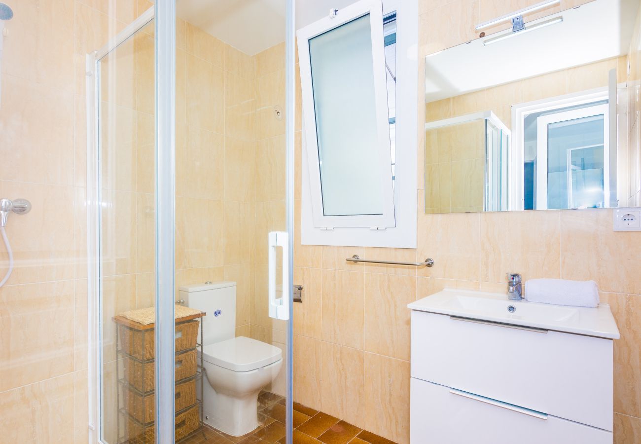 Casa adossada en Calella - HomeHolidaysRentals Arlene - Costa Barcelona