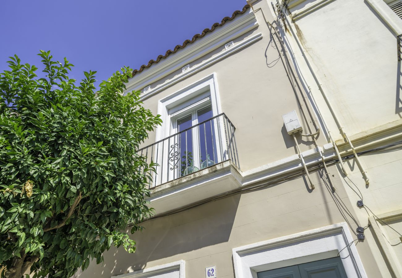 Casa adossada en Calella - HomeHolidaysRentals Arlene - Costa Barcelona