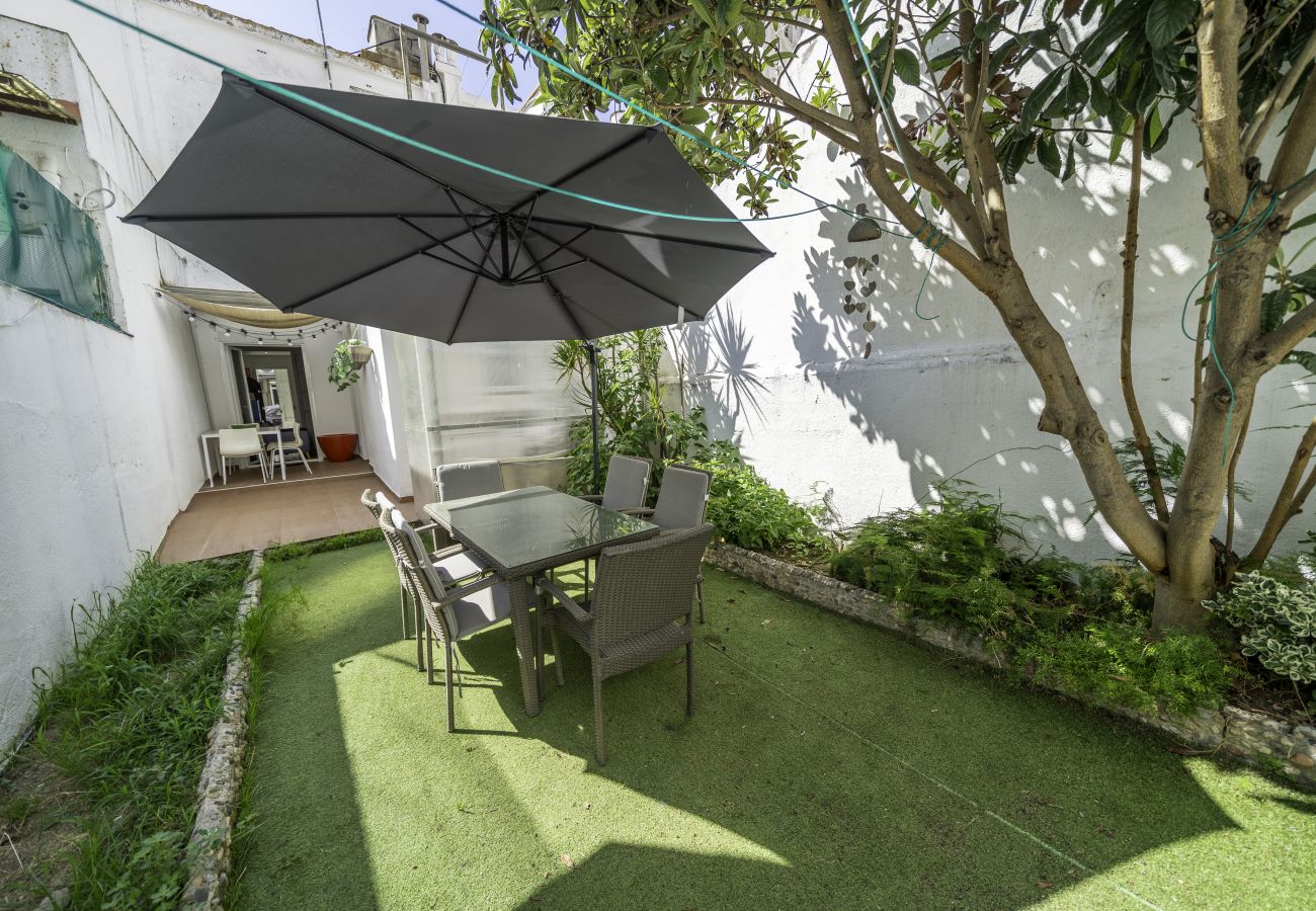 Casa adossada en Calella - HomeHolidaysRentals Arlene - Costa Barcelona