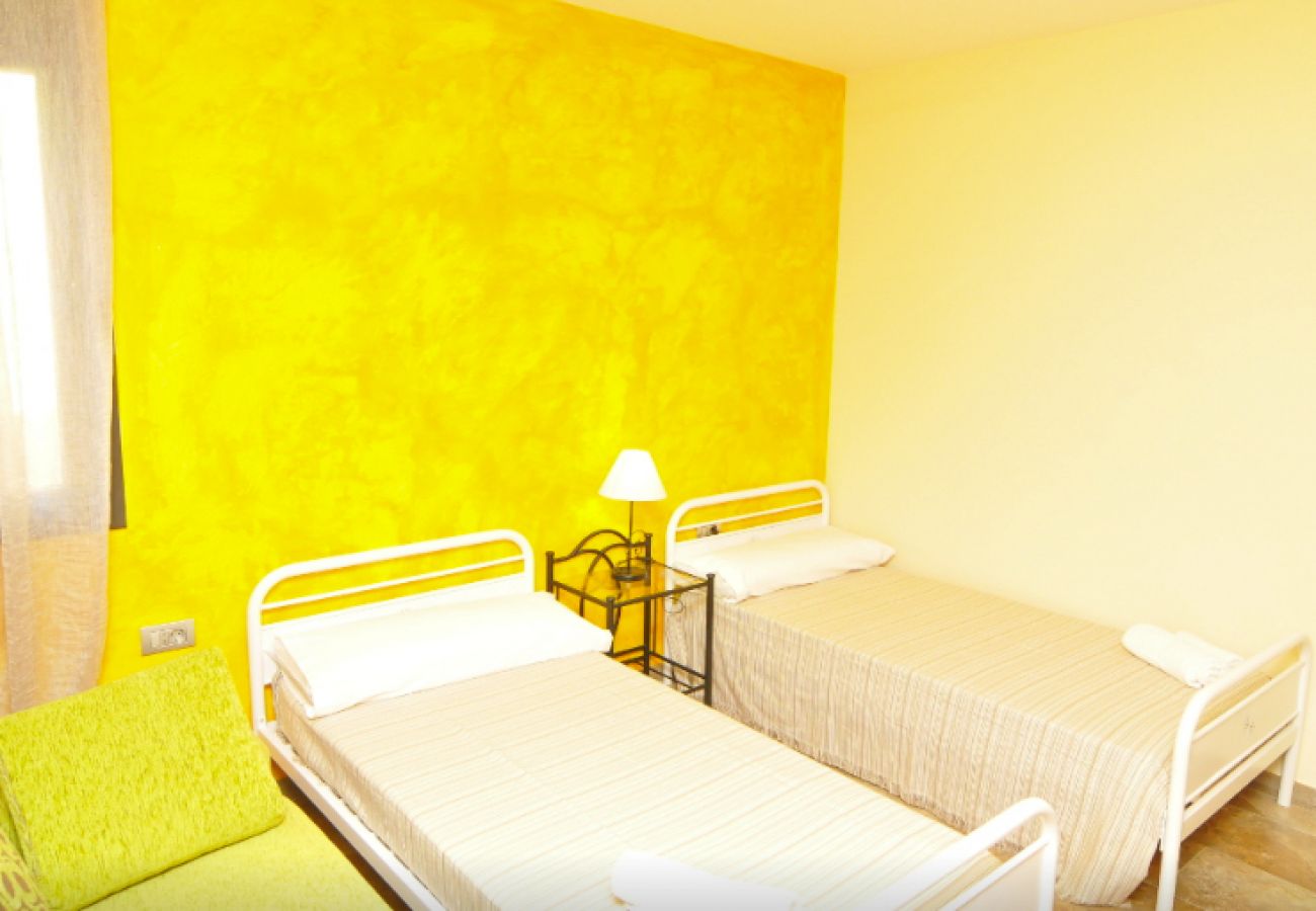 Vil.la en Calella - HomeHolidaysRentals Sand