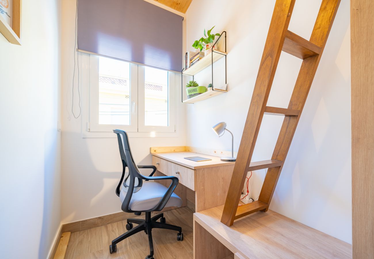 Casa adossada en Pineda de Mar - HomeHolidaysRentals Benoit - Costa Barcelona