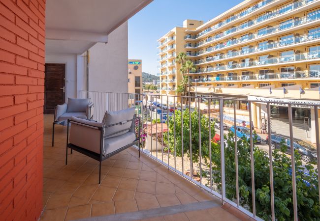 Apartament en Malgrat de Mar - HomeHolidaysRentals Beach - Costa Barcelona