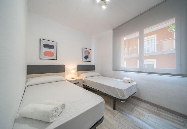 Apartament en Calella - HomeHolidaysRentals SantMartin - Costa Barcelona