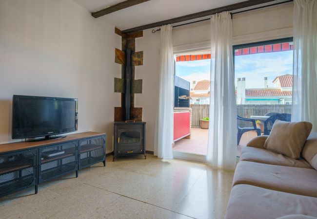 Apartament en Pineda de Mar - HomeHolidaysRentals Elimar - Costa Barcelona