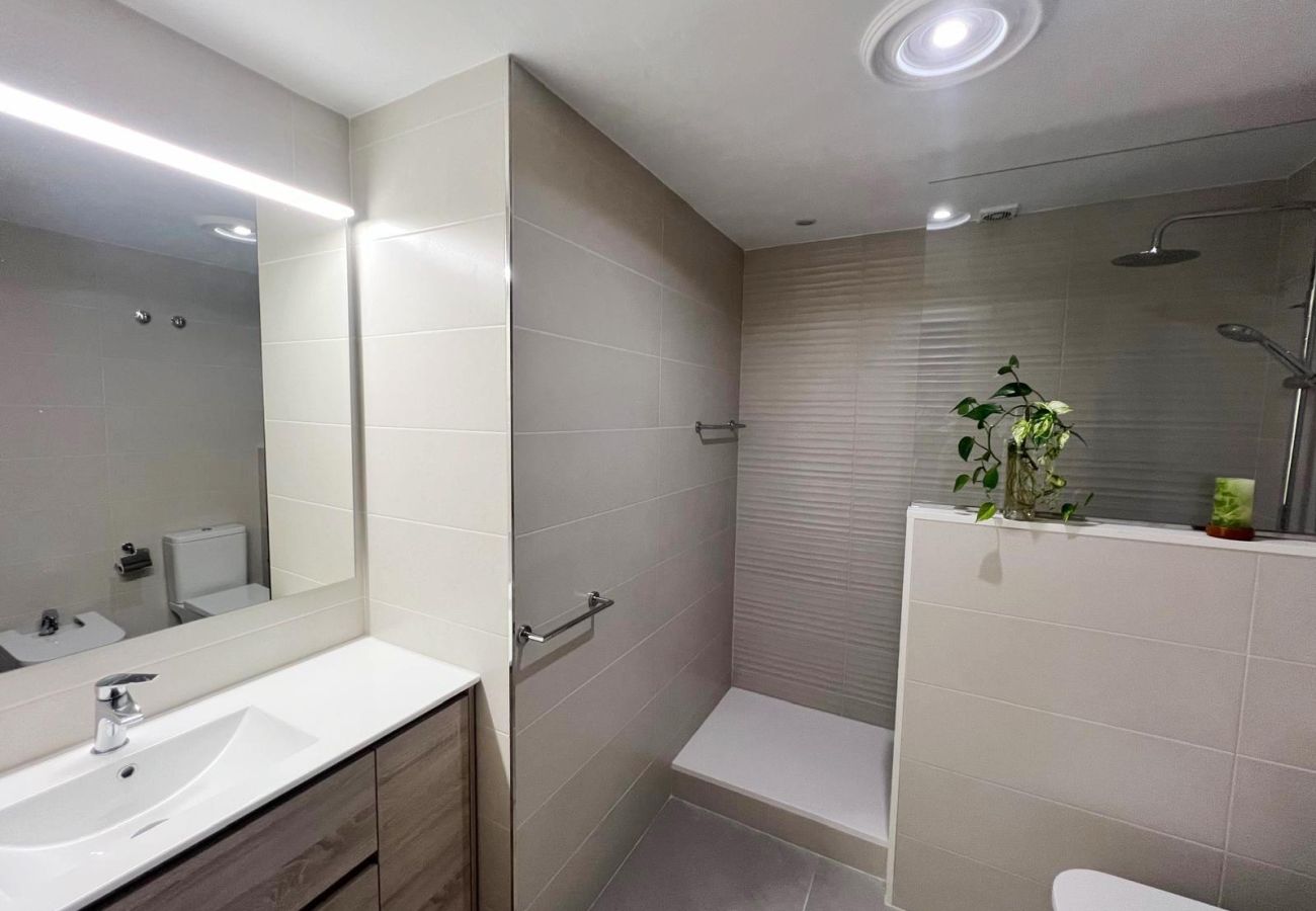 Casa adossada en Santa Susana - HomeHolidaysRentals Espriu- Costa Barcelona