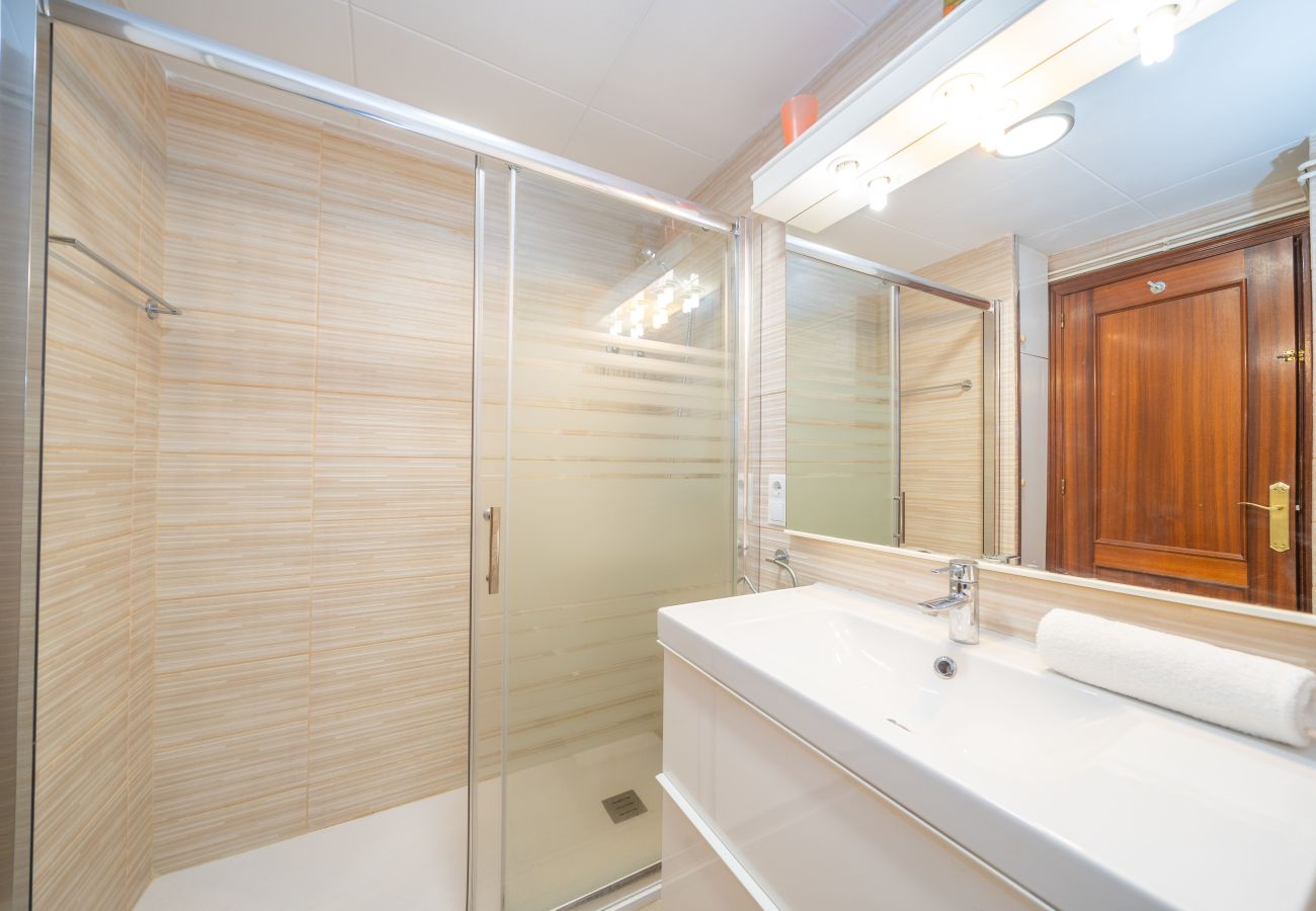 Casa adossada en Sant Pol de Mar - HomeHolidaysRentals Ancora - Costa Barcelona