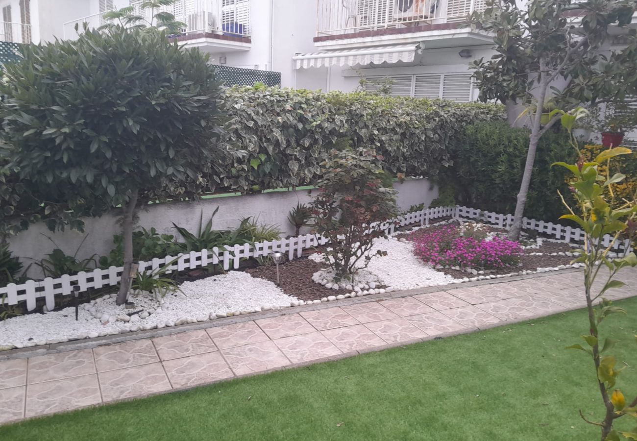 Casa adossada en Sant Pol de Mar - HomeHolidaysRentals Ancora - Costa Barcelona