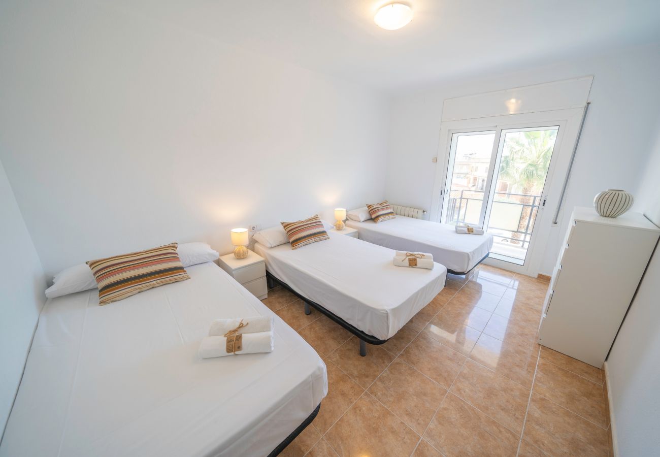 Apartament en Pineda de Mar - HomeHolidaysRentals Sampai - Costa Barcelona