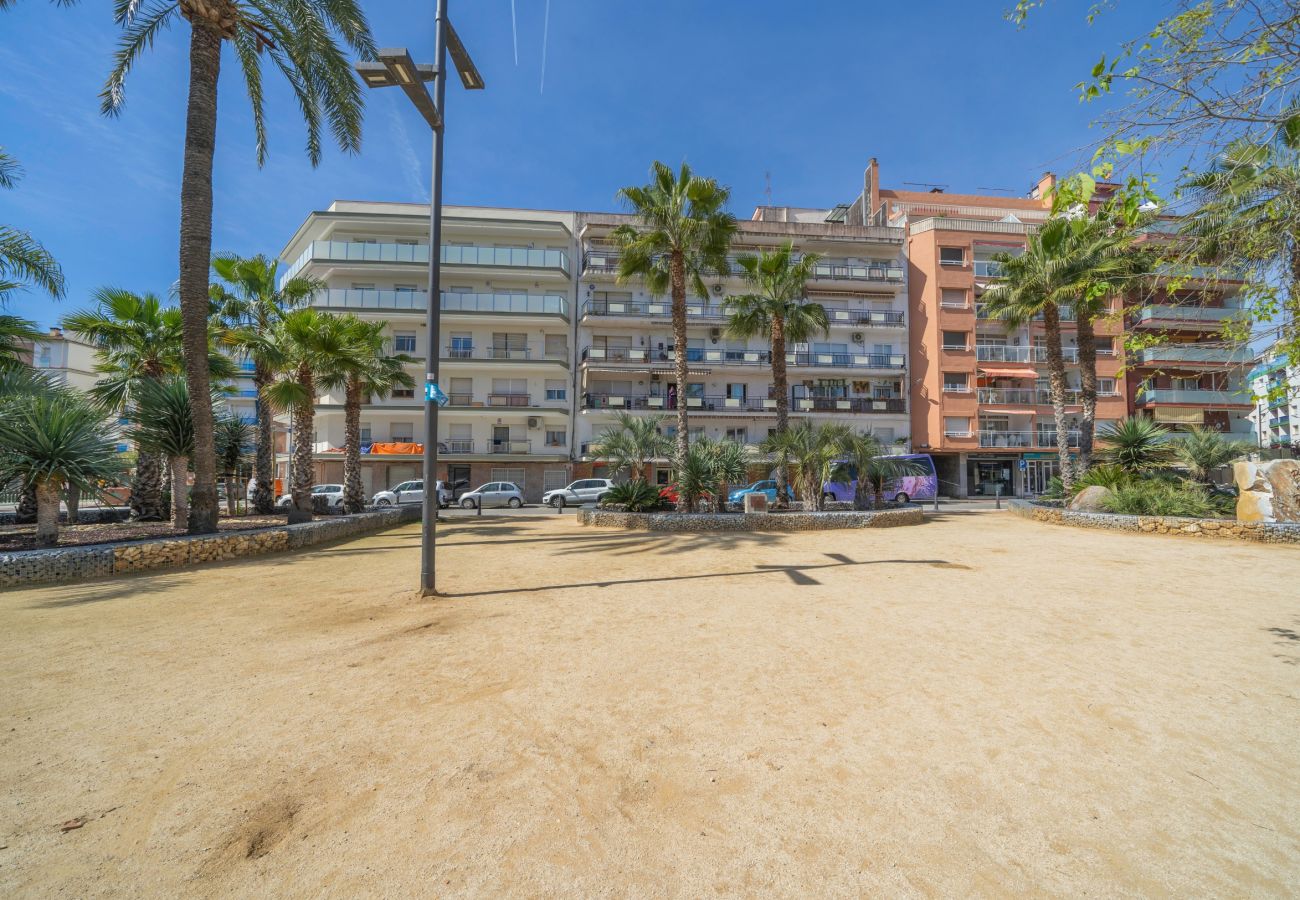 Apartament en Pineda de Mar - HomeHolidaysRentals Sampai - Costa Barcelona