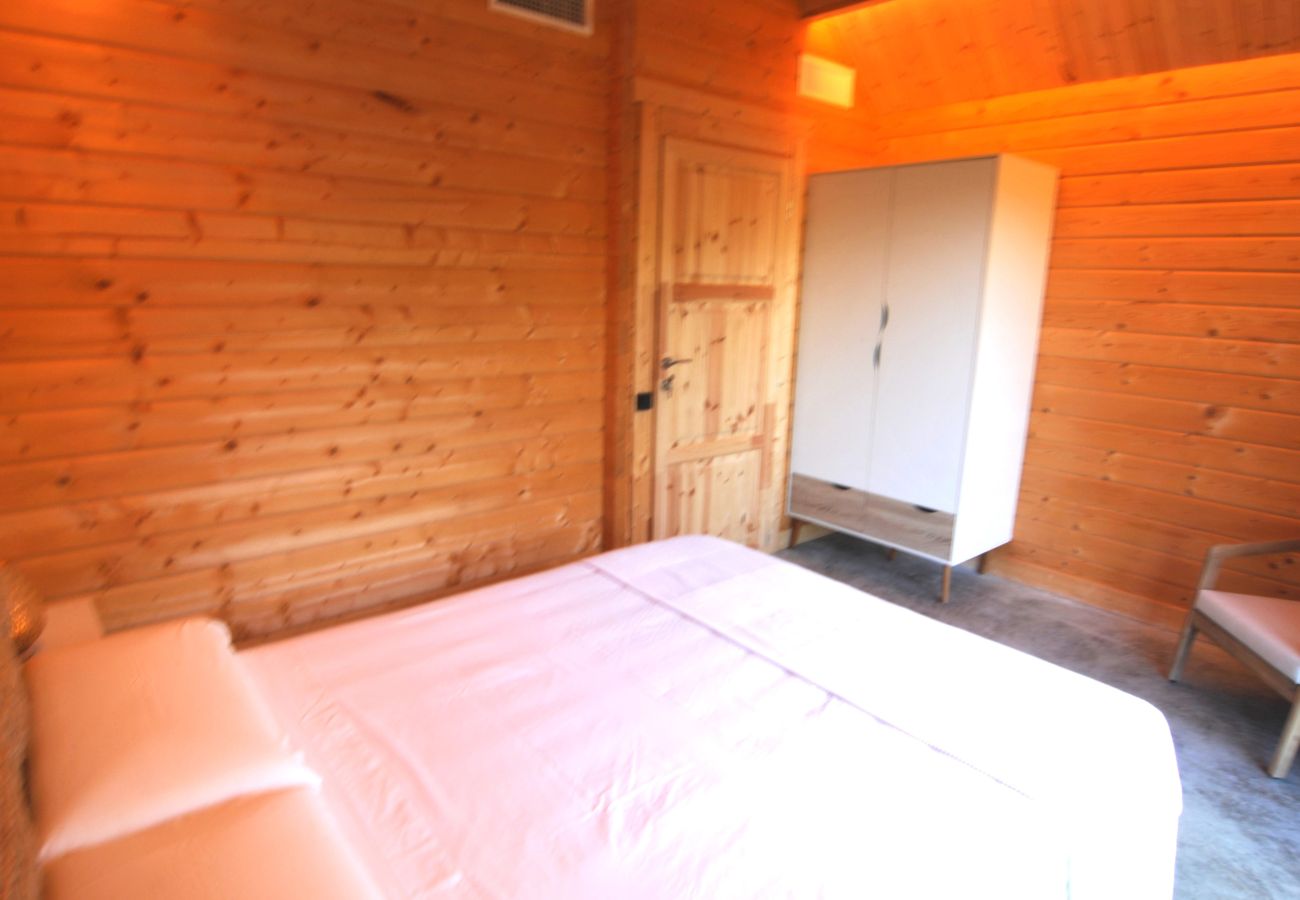 Casa adossada en Sant Cebrià de Vallalta - HomeHolidaysRentals Nature - Costa Barcelona