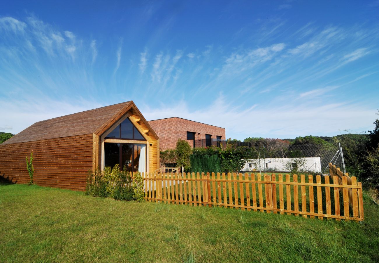 Casa adossada en Sant Cebrià de Vallalta - HomeHolidaysRentals Nature - Costa Barcelona