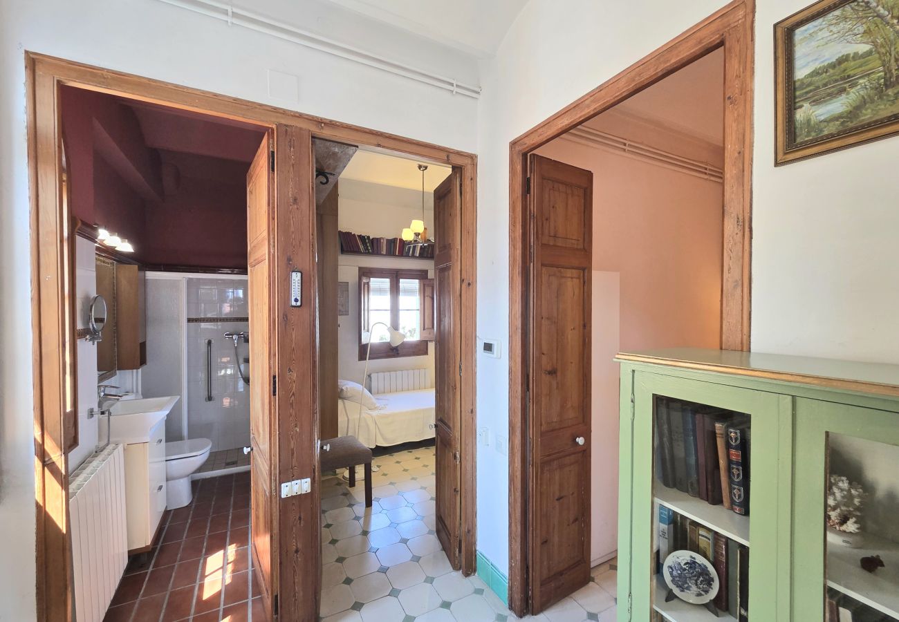 Casa adossada en Sant Pol de Mar - HomeHolidaysRentals  Villa Mediterranea- Costa Bar