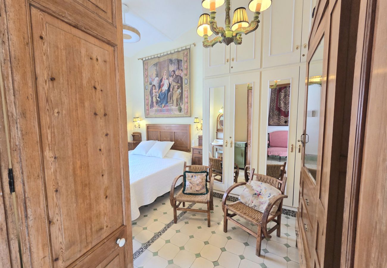 Casa adossada en Sant Pol de Mar - HomeHolidaysRentals  Villa Mediterranea- Costa Bar