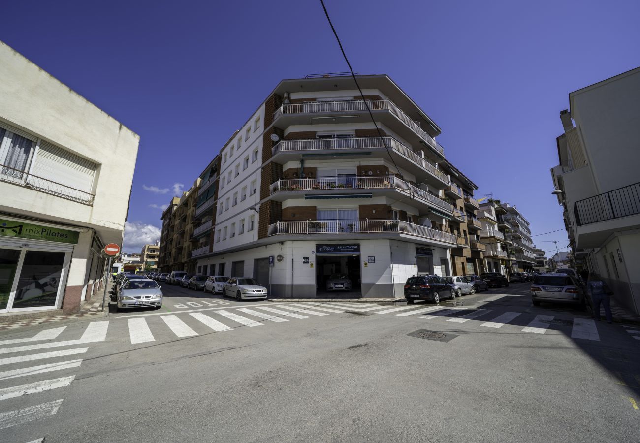 Apartament en Pineda de Mar - HomeHolidaysRentals Olai - Costa Barcelona