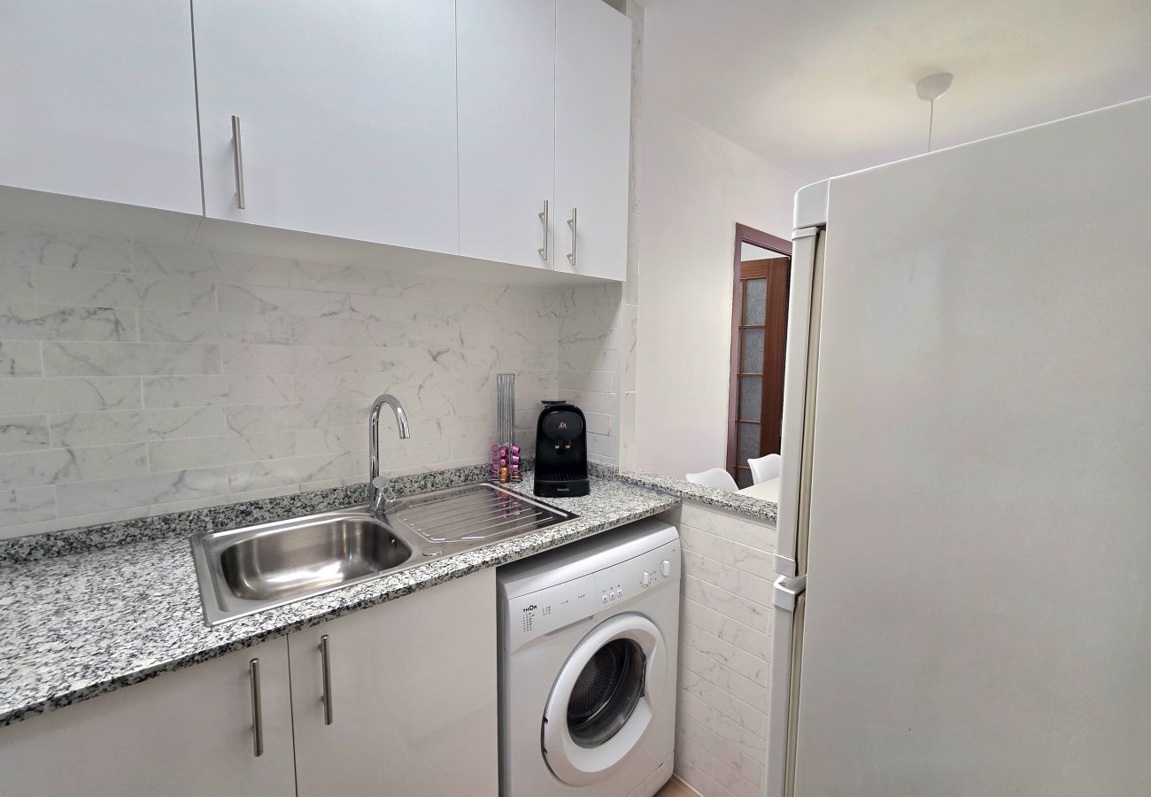 Apartament en Pineda de Mar - HomeHolidaysRentals Luka - Costa Barcelona
