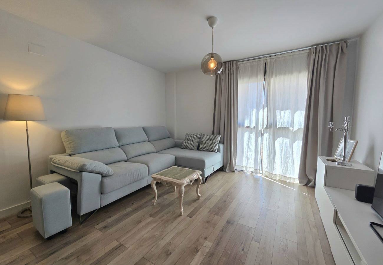 Apartament en Pineda de Mar - HomeHolidaysRentals Eloise Costa Barcelona.