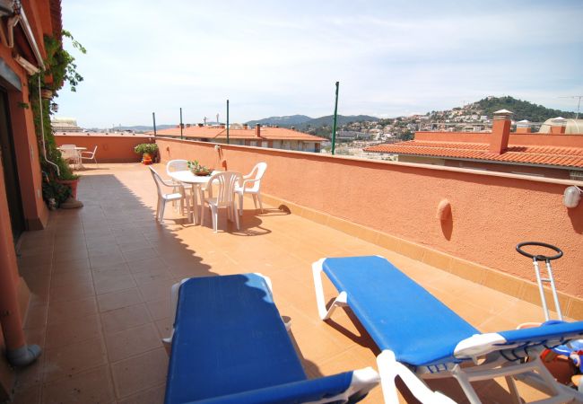 Apartment in Santa Susana - HomeHolidaysRentals Aqua - Costa Barcelona