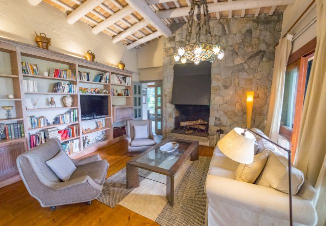 Villa in Cabrils - HomeHolidaysRentals Acuarela - Costa Barcelona