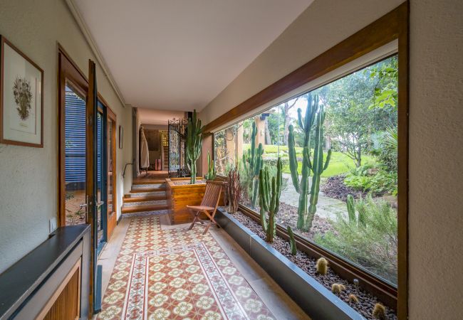 Villa in Cabrils - HomeHolidaysRentals Acuarela - Costa Barcelona